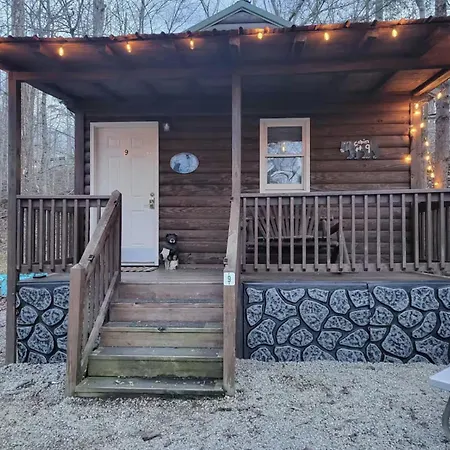 Rustic Cabin In Smoky Mountain